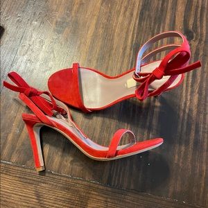 Red heels with bow size 8